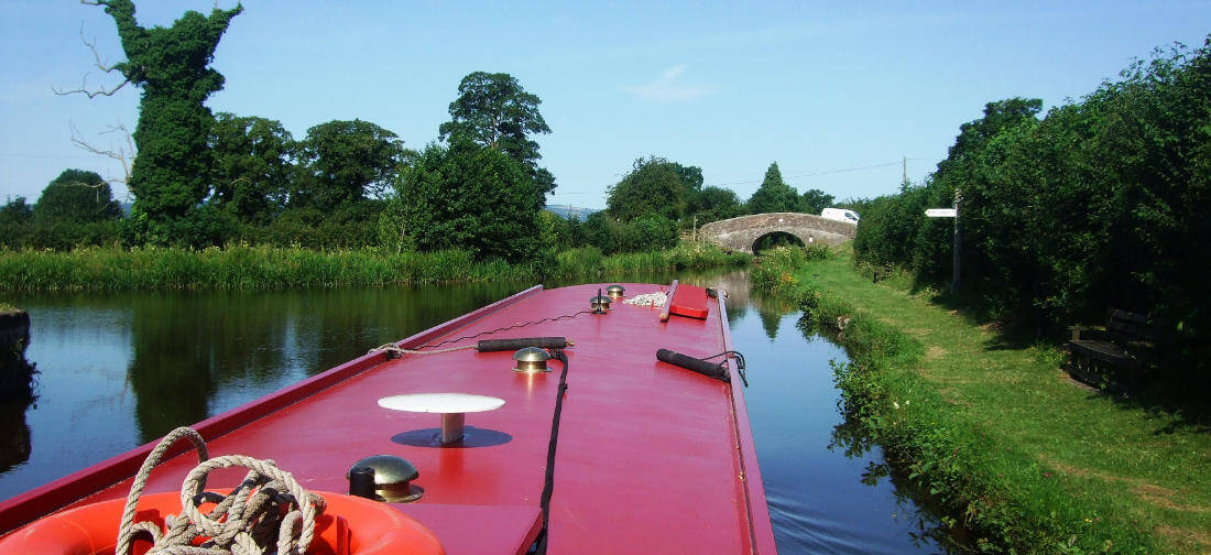 llangollen barge trips