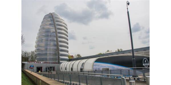 national-space-centre-uk-via-canal