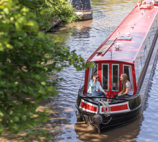 canal cruise in birmingham